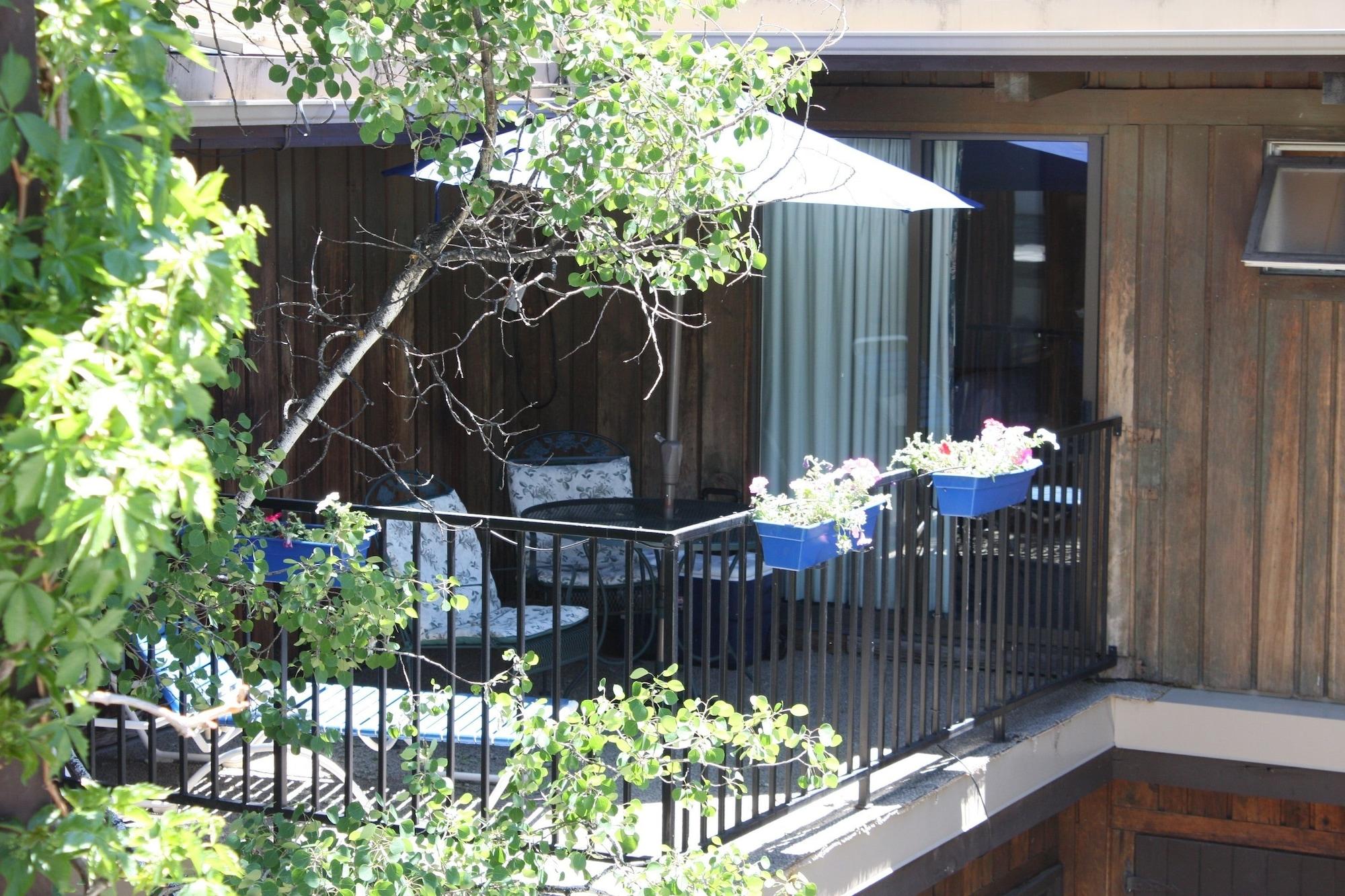 St Moritz Lodge And Condominiums Aspen Exterior photo